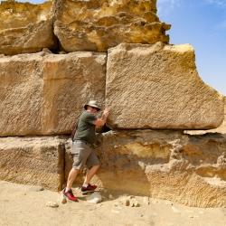 These are the size of the stones of the pyramids. They are gigantic. Unlike the pyramids of the Maya, you can't really climb these pyramids because the stones are too tall.